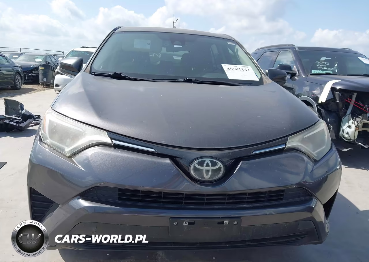 2018 Toyota Rav4 Le VIN:JTMZFREVXJJ155553 - 13
