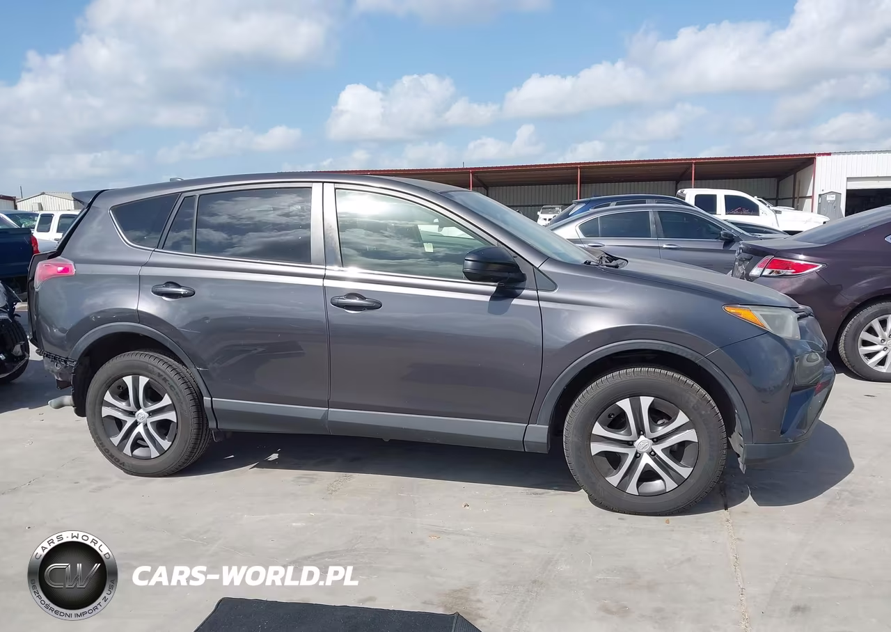 2018 Toyota Rav4 Le VIN:JTMZFREVXJJ155553 - 14