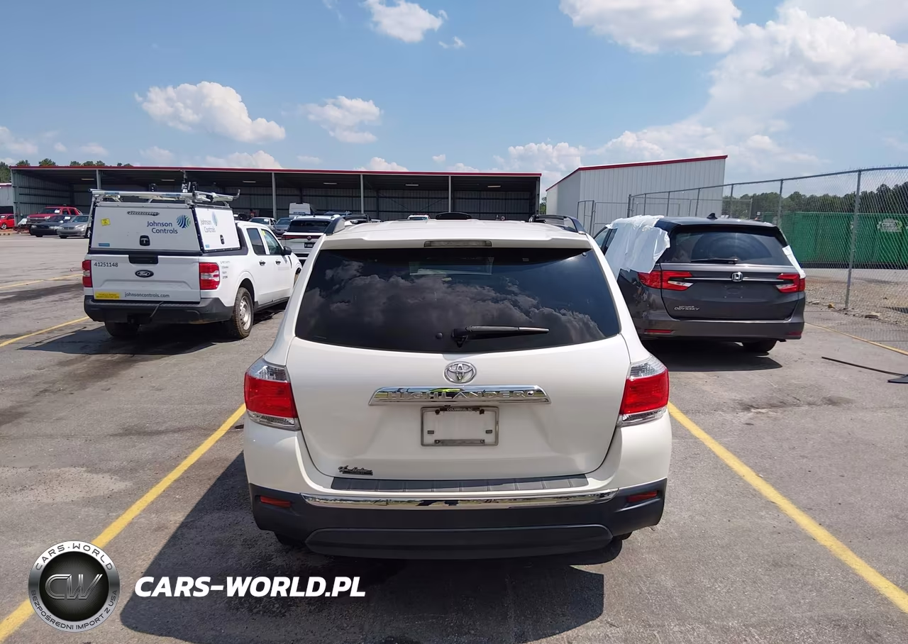 2013 Toyota Highlander Base Plus V6 VIN:5TDZK3EH0DS126086 - 16