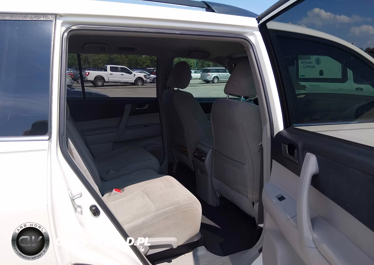 2013 Toyota Highlander Base Plus V6 VIN:5TDZK3EH0DS126086 - 8