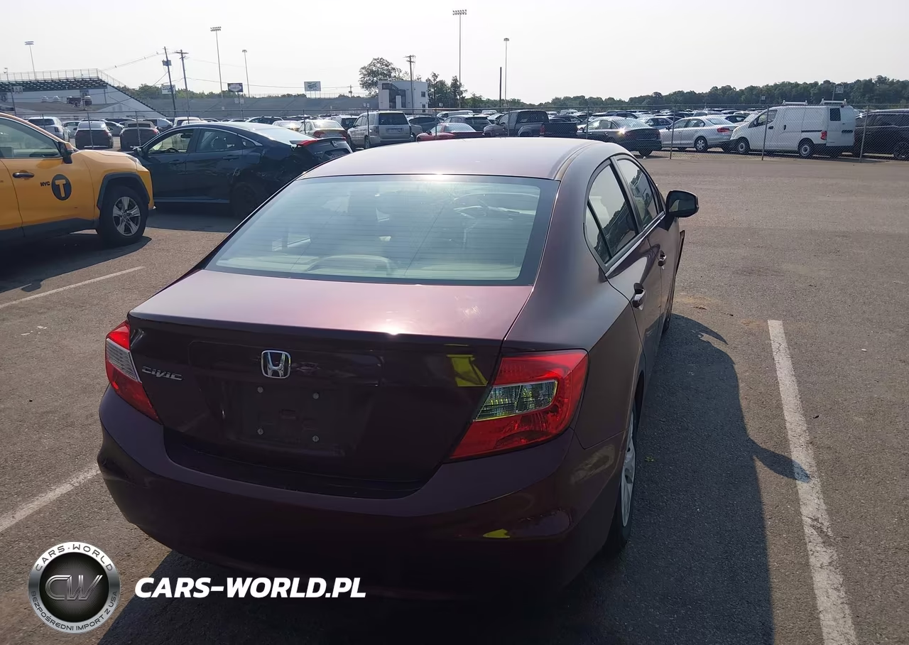 2012 Honda Civic Lx VIN:2HGFB2F57CH590394 - 4