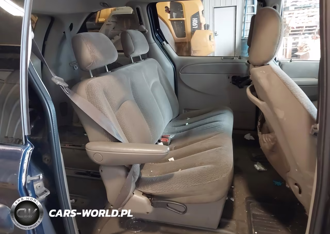 2006 Chrysler Town & Country VIN:1A4GP45R06B642864 - 8
