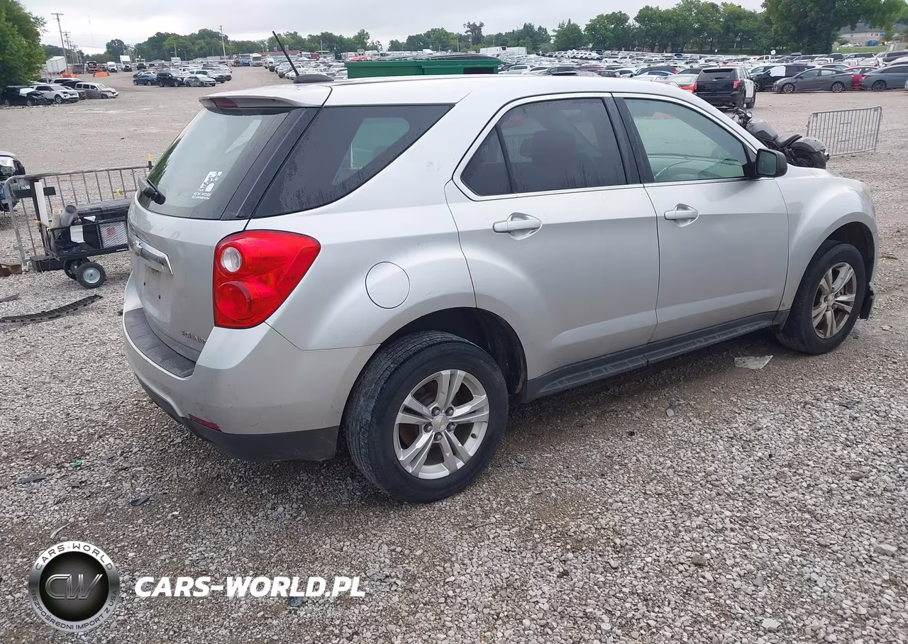 2015 Chevrolet Equinox Ls VIN:2GNALAEK5F6437513 - 4