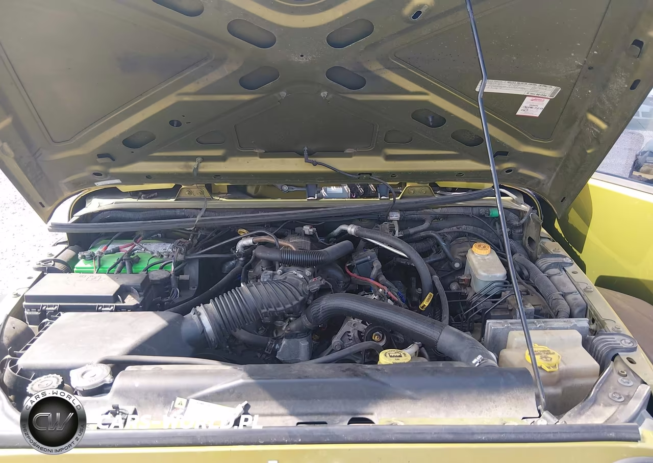 2008 Jeep Wrangler Unlimited X VIN:1J4GA39168L605542 - 10