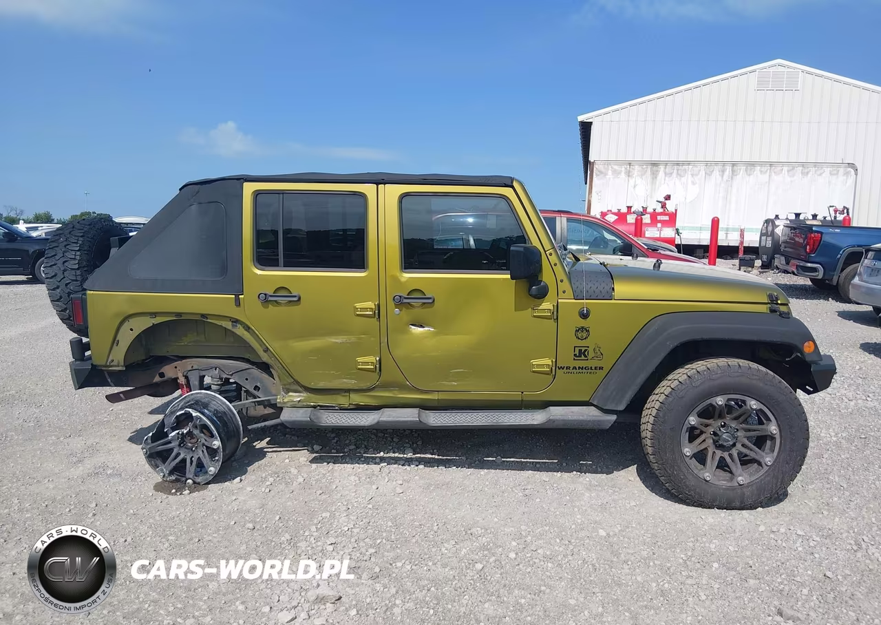 2008 Jeep Wrangler Unlimited X VIN:1J4GA39168L605542 - 13