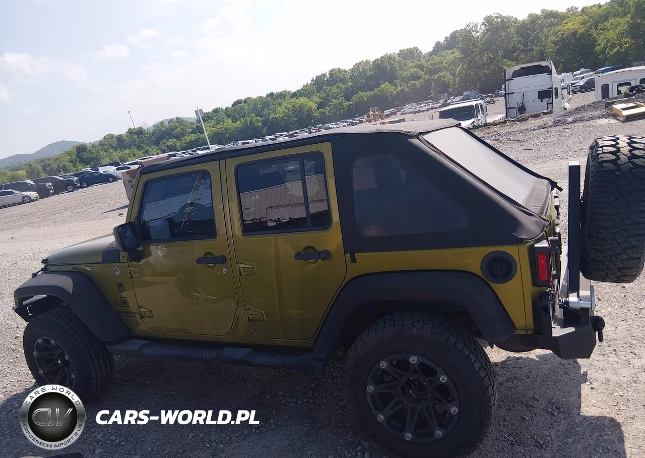 2008 Jeep Wrangler Unlimited X VIN:1J4GA39168L605542 - 14