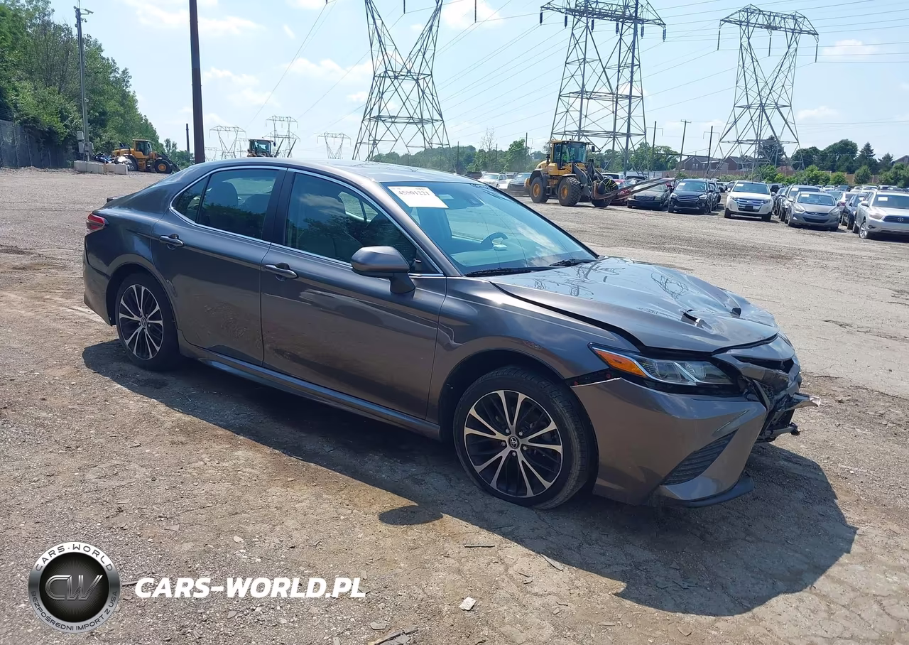 2019 Toyota Camry Se – zdjęcie 1 z 16