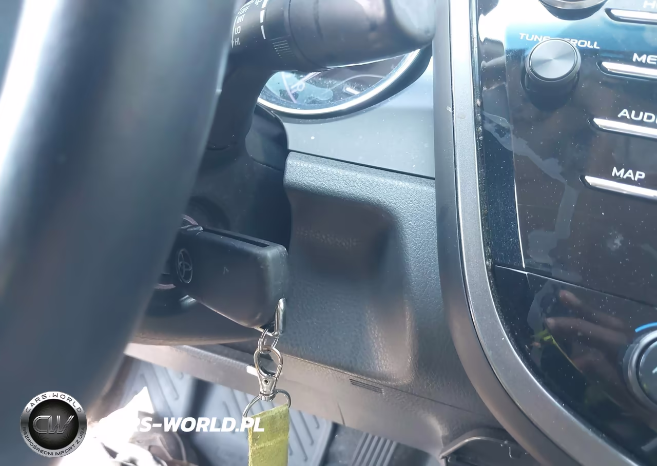 2019 Toyota Camry Se VIN:4T1B11HK8KU854842 - 11