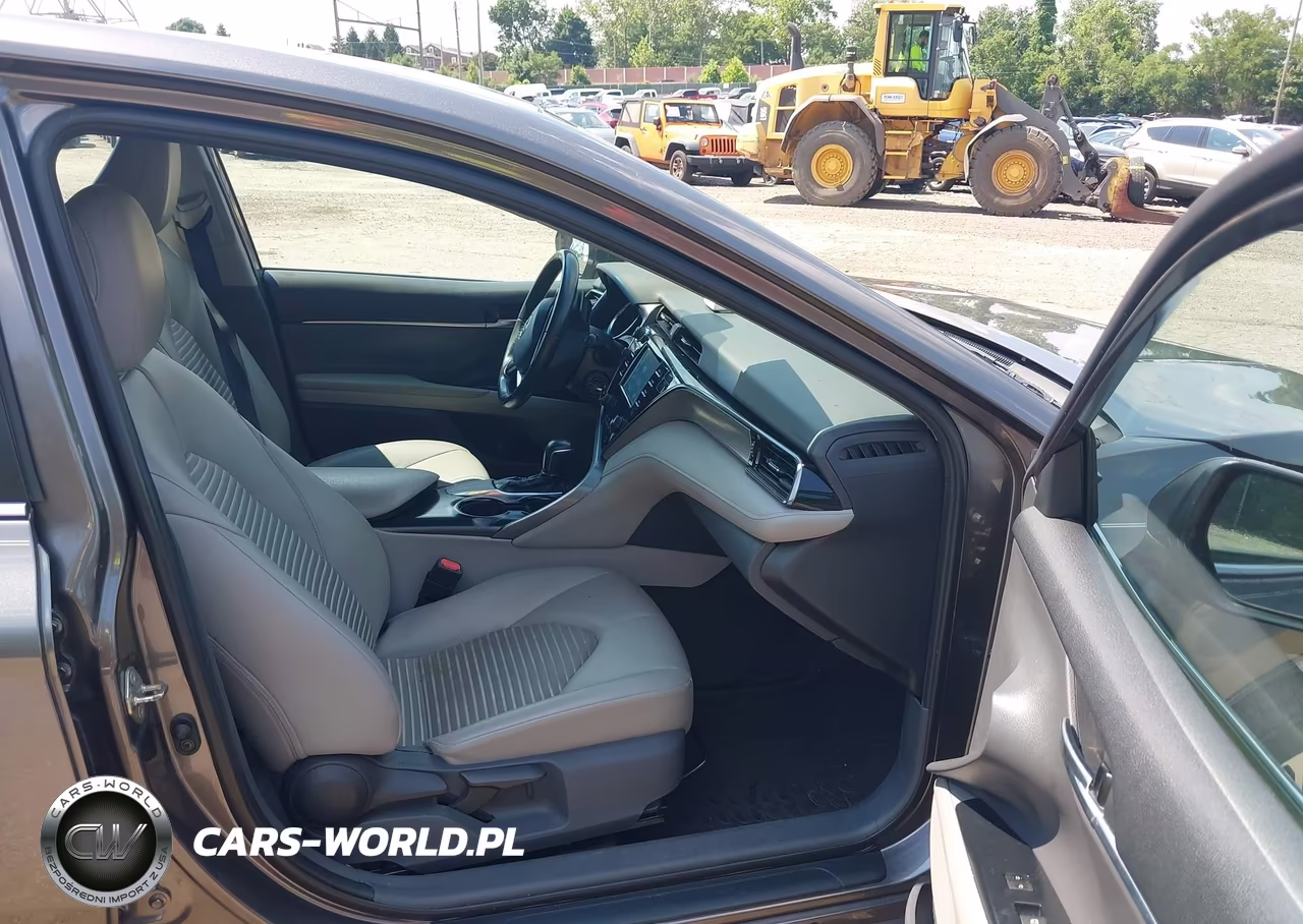 2019 Toyota Camry Se VIN:4T1B11HK8KU854842 - 5
