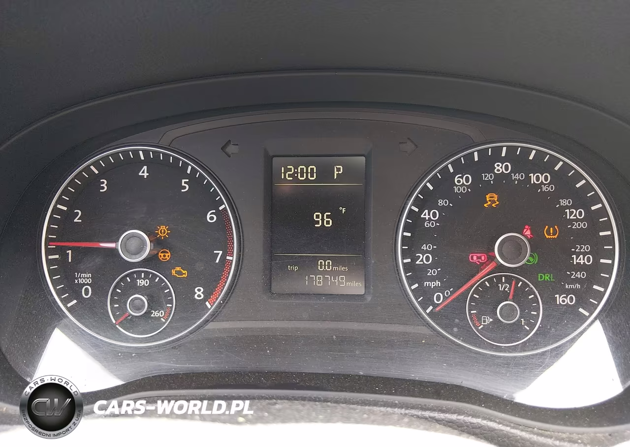 2015 Volkswagen Passat 1.8T S VIN:1VWAT7A31FC047393 - 7