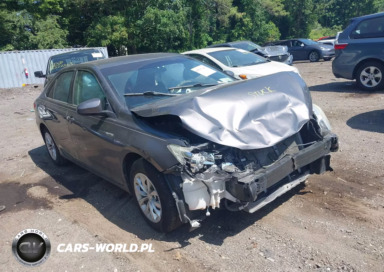 2016 Toyota Camry Le