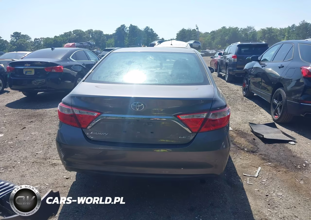 2016 Toyota Camry Le VIN:4T4BF1FK2GR564971 - 16