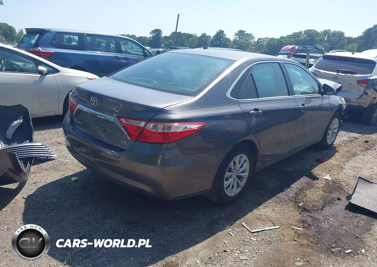 2016 Toyota Camry Le VIN:4T4BF1FK2GR564971 - 4