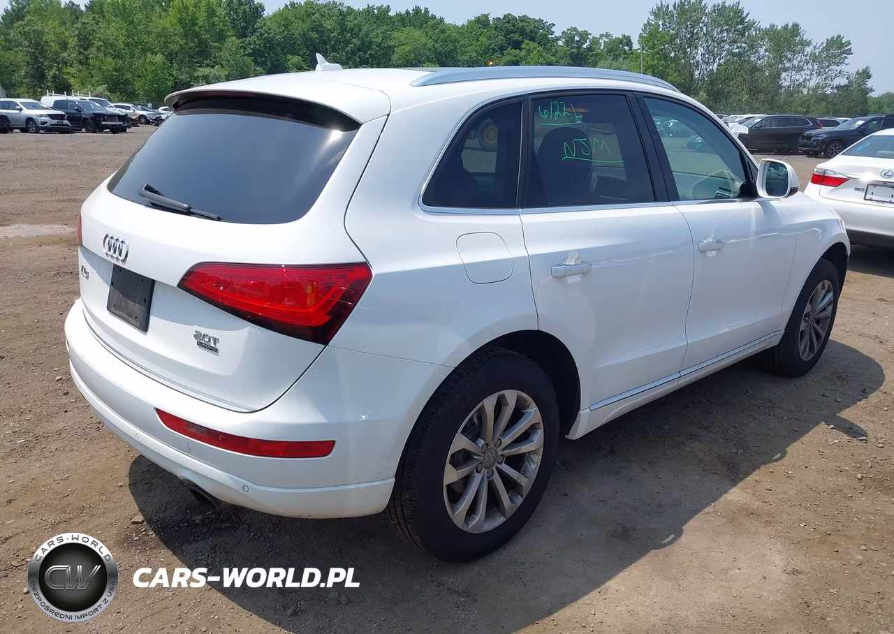 2015 Audi Q5 2.0T Premium VIN:WA1LFAFP6FA133607 - 4