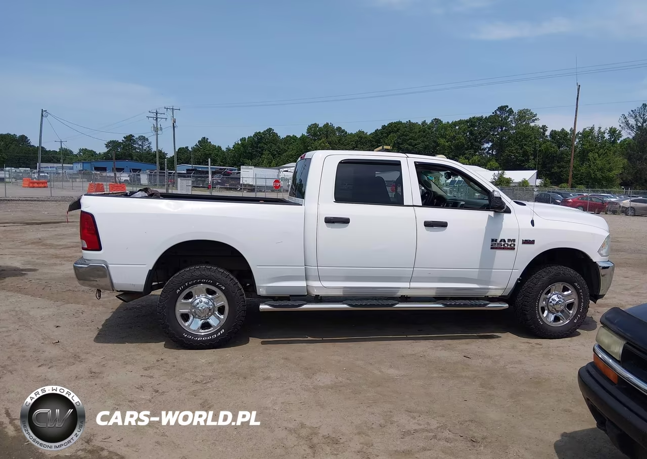 2015 Ram 2500 Tradesman VIN:3C6UR5CJ2FG500973 - 13