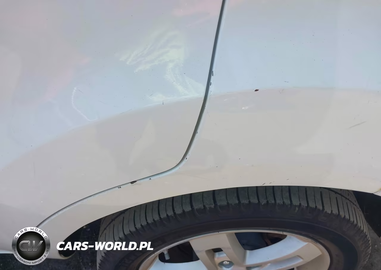 2011 Kia Soul + VIN:KNDJT2A2XB7710637 - 20
