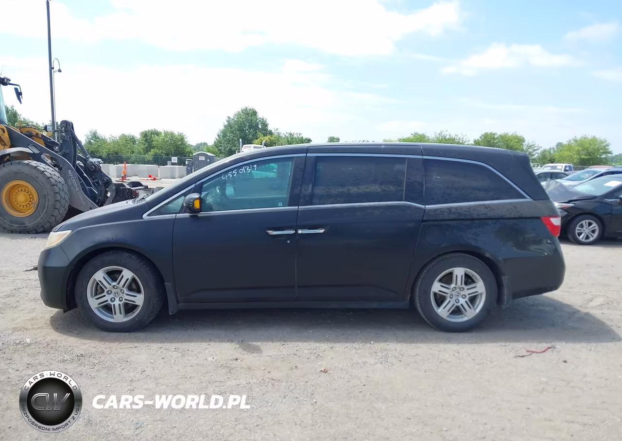 2013 Honda Odyssey Touring-Touring Elite VIN:5FNRL5H98DB089922 - 14