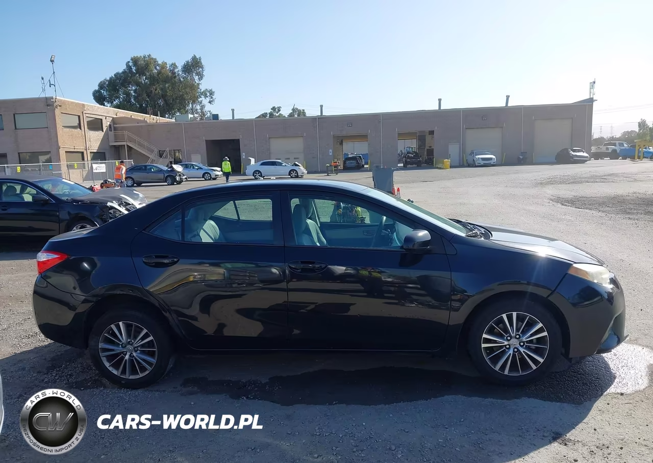 2015 Toyota Corolla Le Plus VIN:5YFBURHE0FP238561 - 13