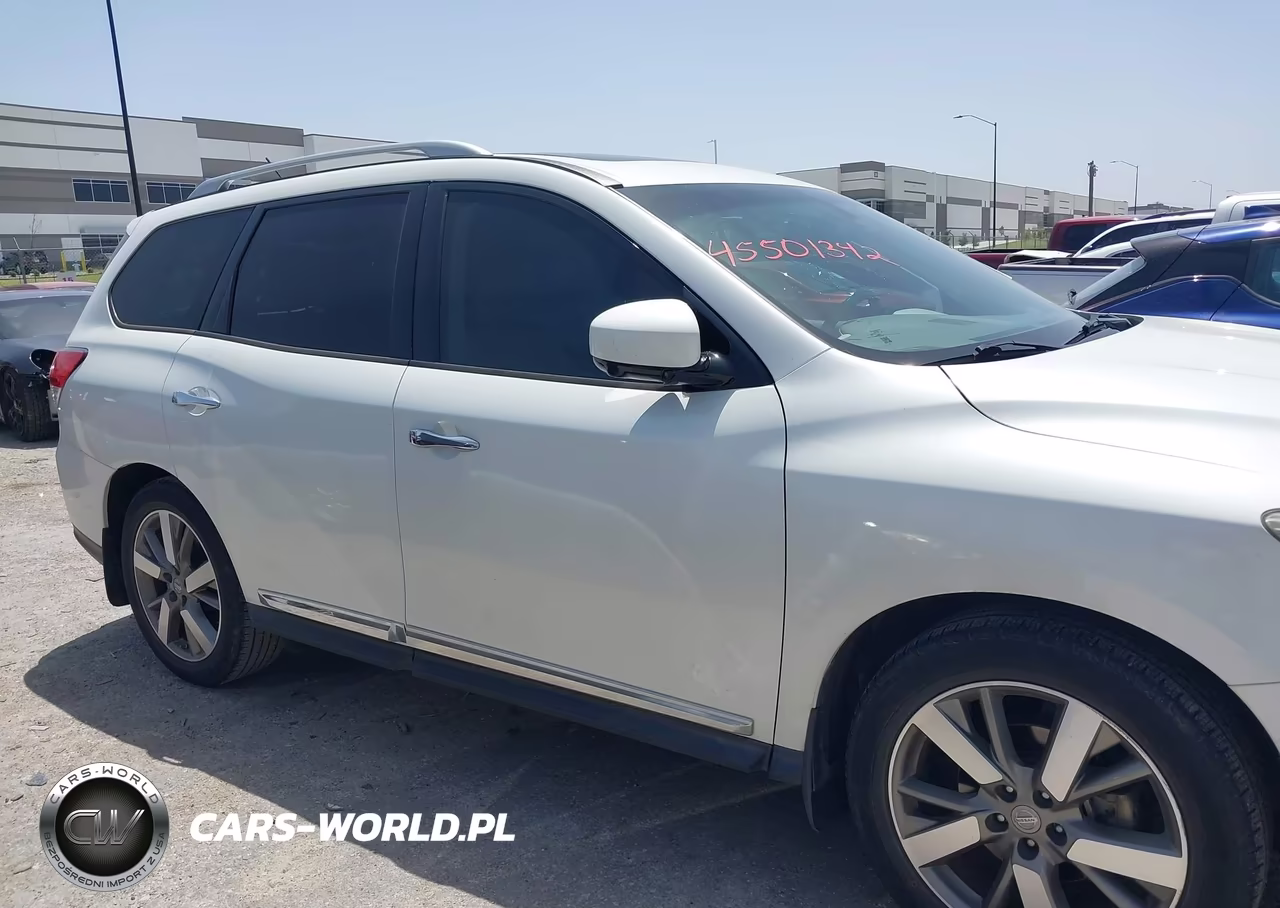 2015 Nissan Pathfinder Platinum VIN:5N1AR2MNXFC634186 - 13