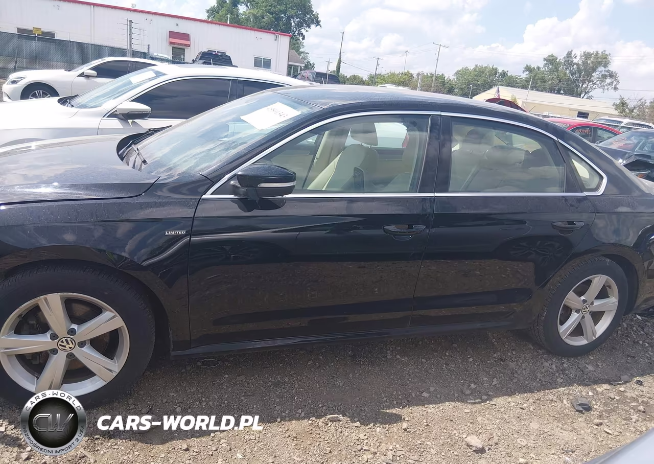 2015 Volkswagen Passat 1.8T Limited Edition VIN:1VWAS7A31FC112021 - 15