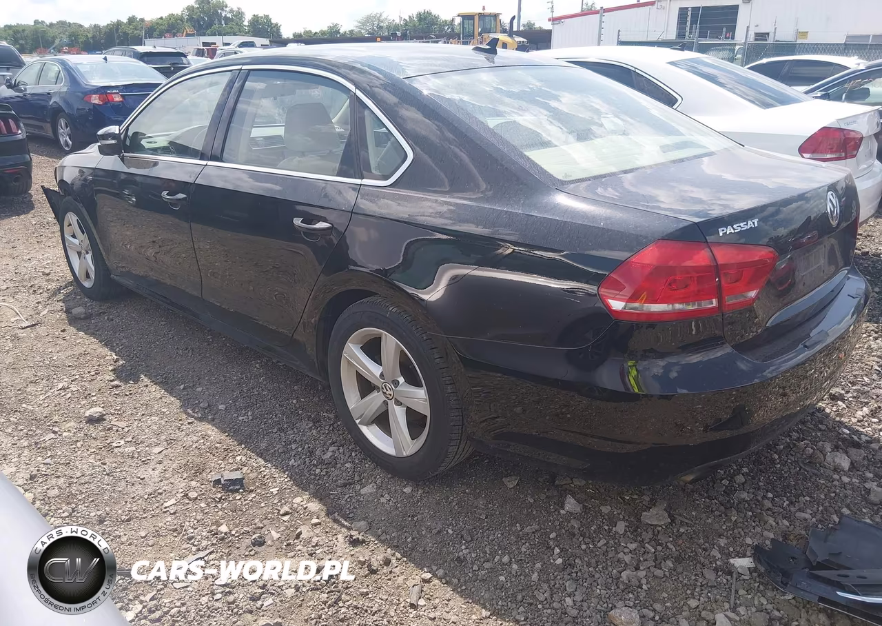2015 Volkswagen Passat 1.8T Limited Edition VIN:1VWAS7A31FC112021 - 3