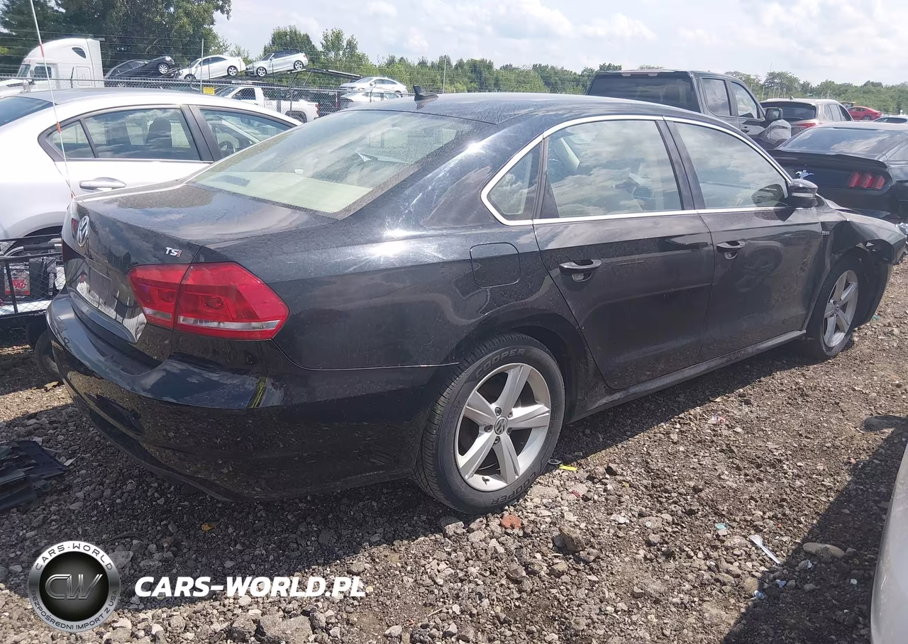 2015 Volkswagen Passat 1.8T Limited Edition VIN:1VWAS7A31FC112021 - 4