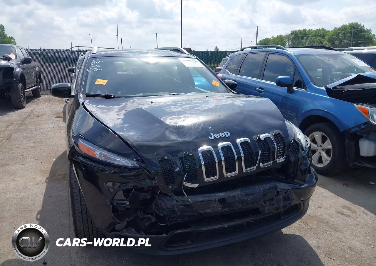 2017 Jeep Cherokee VIN:1C4PJLCB8HW619562 - 6