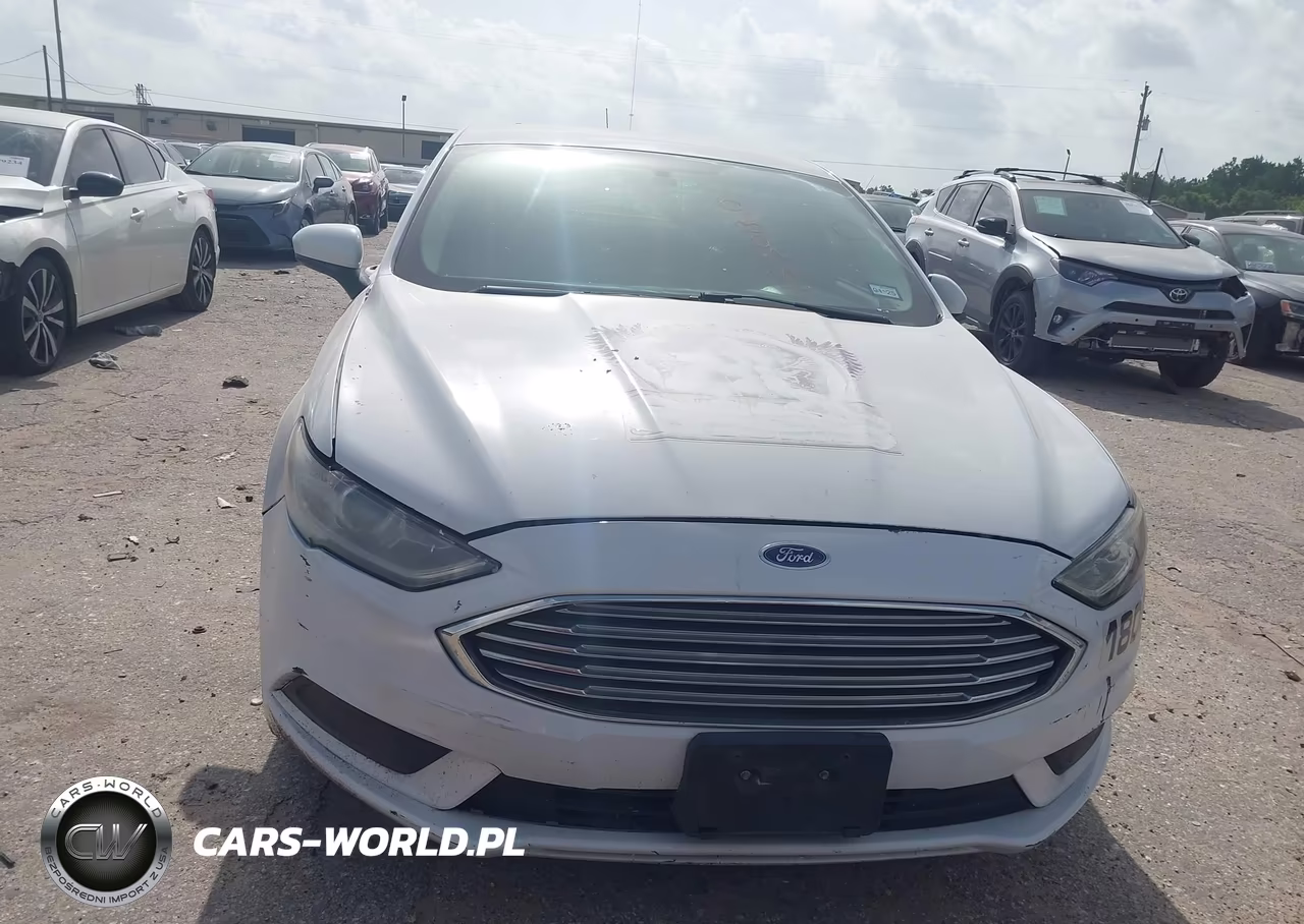 2018 Ford Fusion Hybrid S VIN:3FA6P0UU2JR166790 - 12