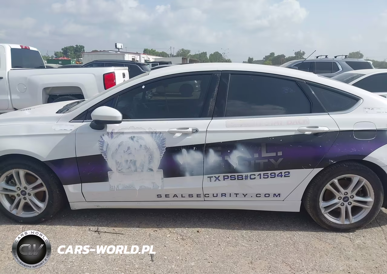 2018 Ford Fusion Hybrid S VIN:3FA6P0UU2JR166790 - 14