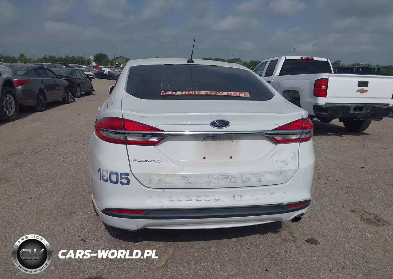 2018 Ford Fusion Hybrid S VIN:3FA6P0UU2JR166790 - 16