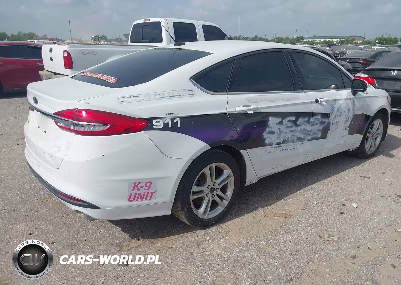 2018 Ford Fusion Hybrid S VIN:3FA6P0UU2JR166790 - 4