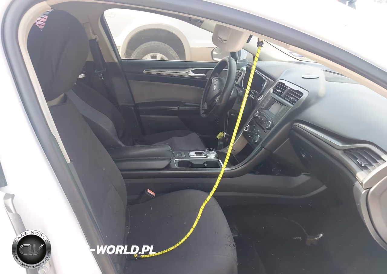 2018 Ford Fusion Hybrid S VIN:3FA6P0UU2JR166790 - 5