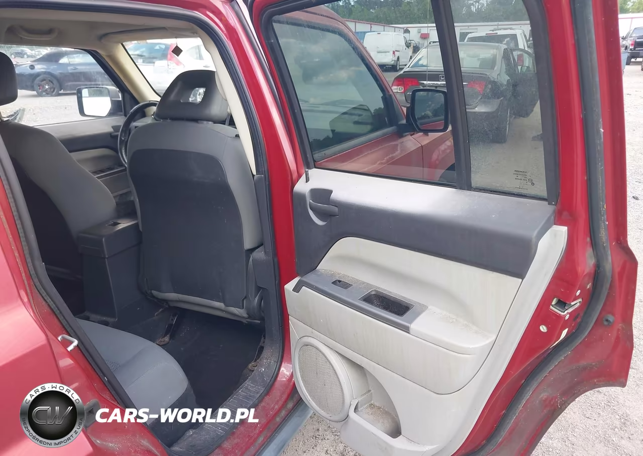 2007 Jeep Patriot Sport VIN:1J8FF28W37D342308 - 8