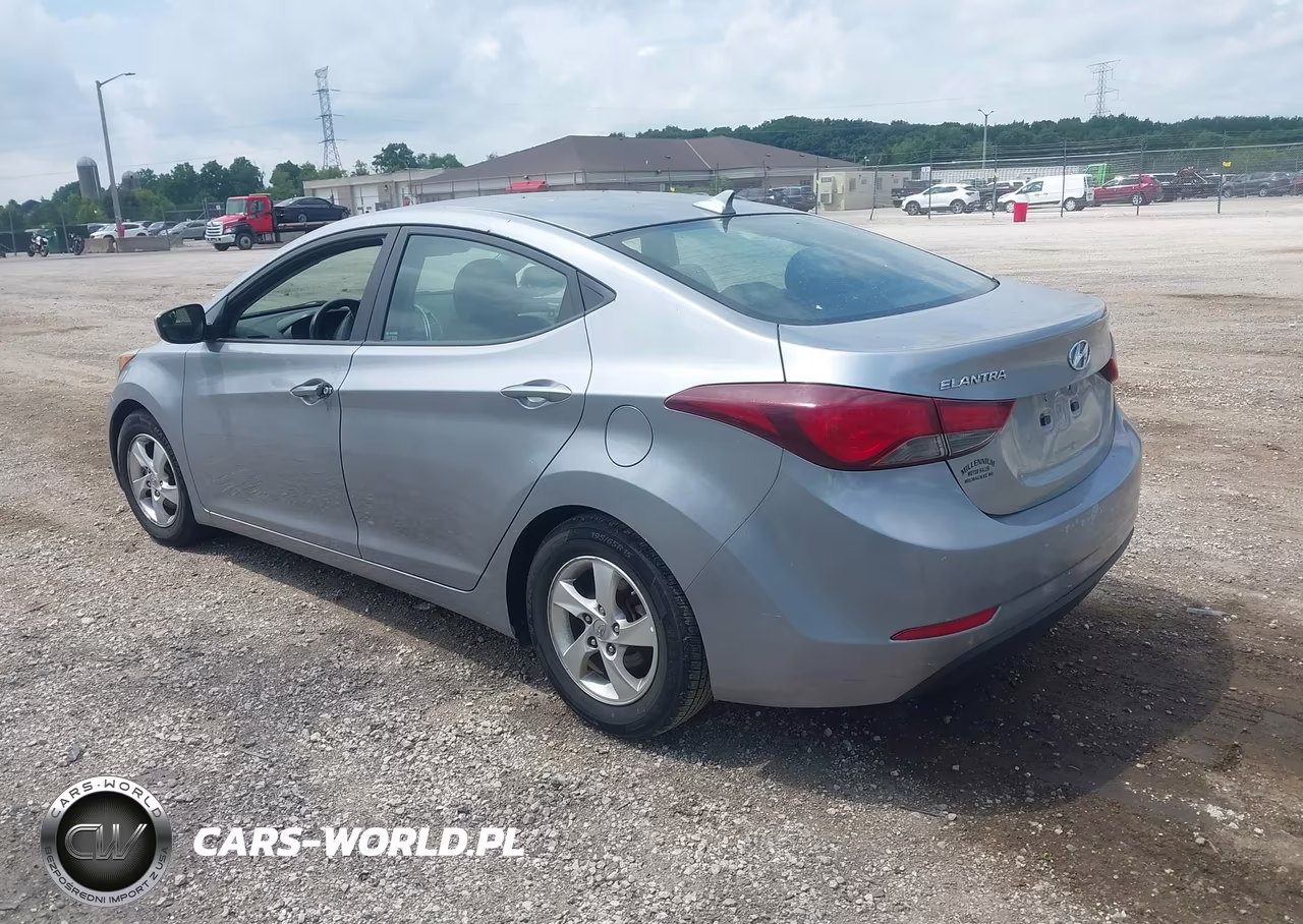 2015 Hyundai Elantra Se VIN:5NPDH4AE9FH567010 - 3