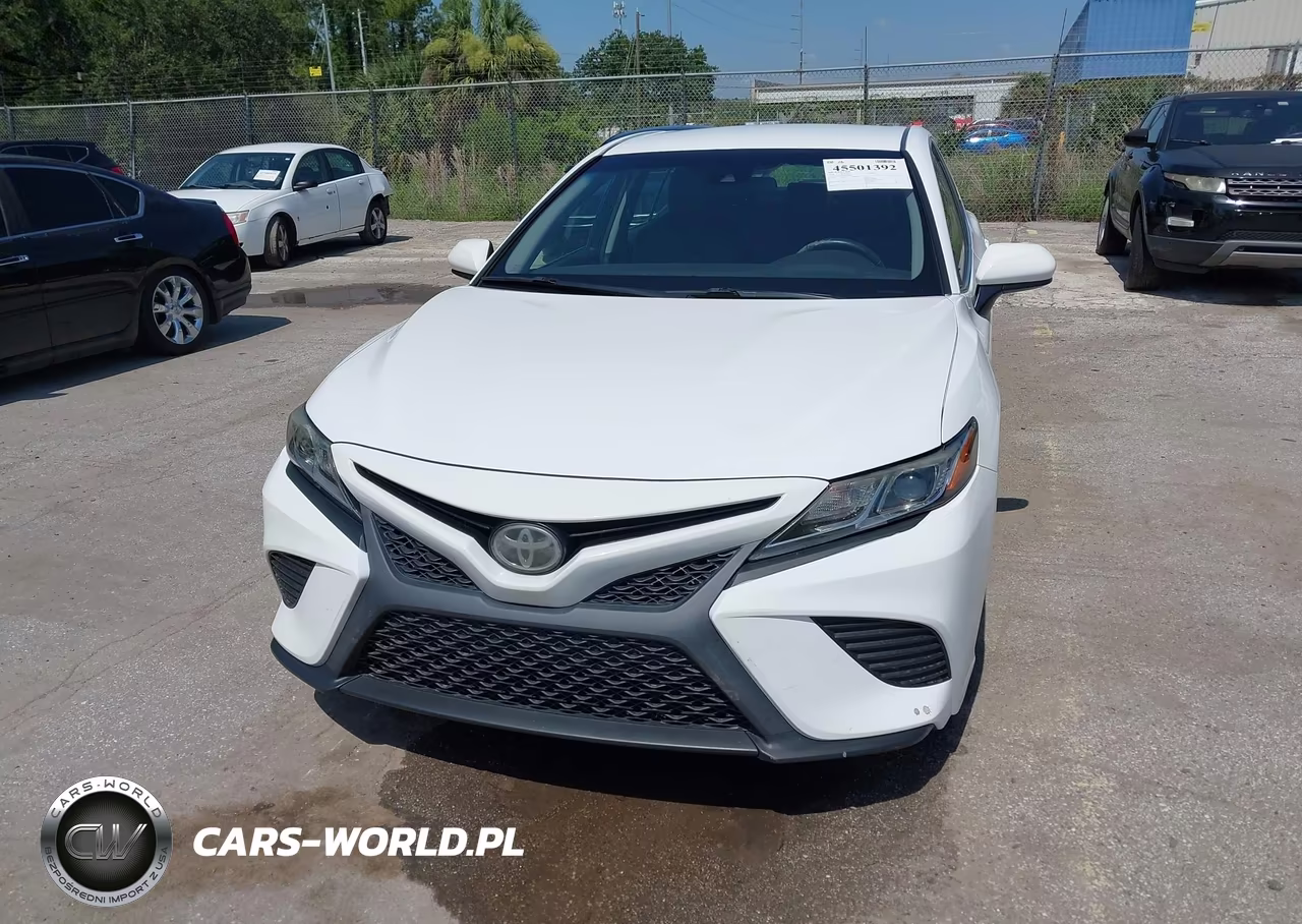 2018 Toyota Camry Se VIN:4T1B11HK6JU620830 - 6