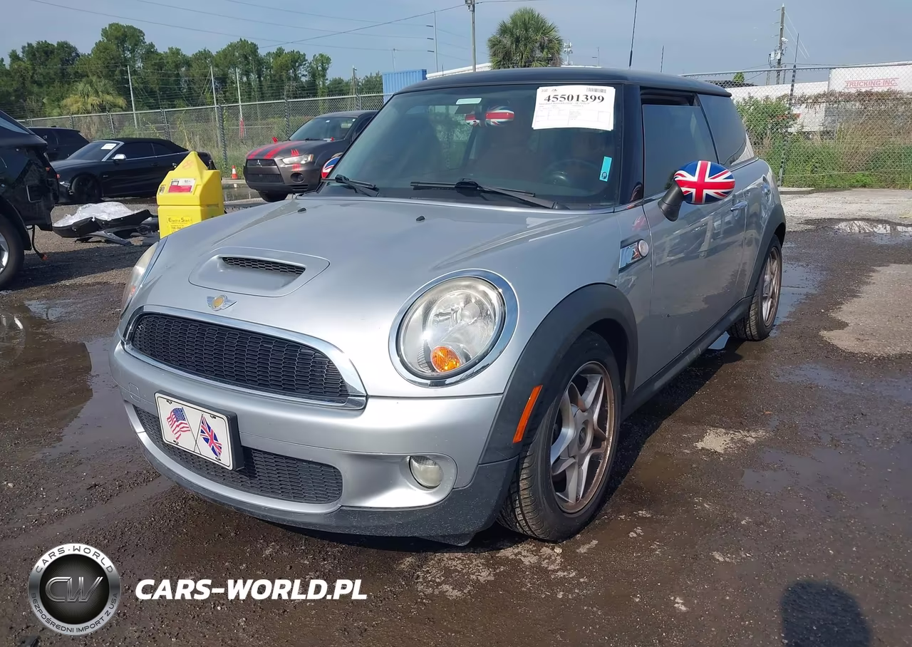 2008 Mini Cooper S VIN:WMWMF73598TV37621 - 13