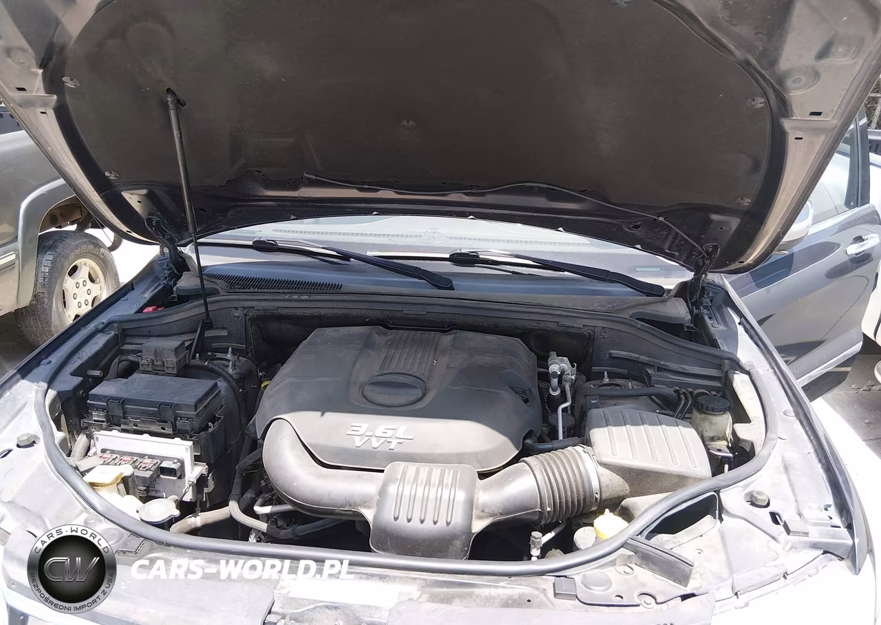 2012 Jeep Grand Cherokee Overland VIN:1C4RJECG3CC264858 - 10