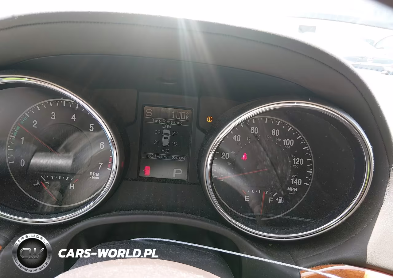2012 Jeep Grand Cherokee Overland VIN:1C4RJECG3CC264858 - 7
