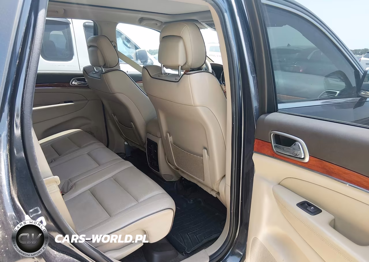 2012 Jeep Grand Cherokee Overland VIN:1C4RJECG3CC264858 - 8