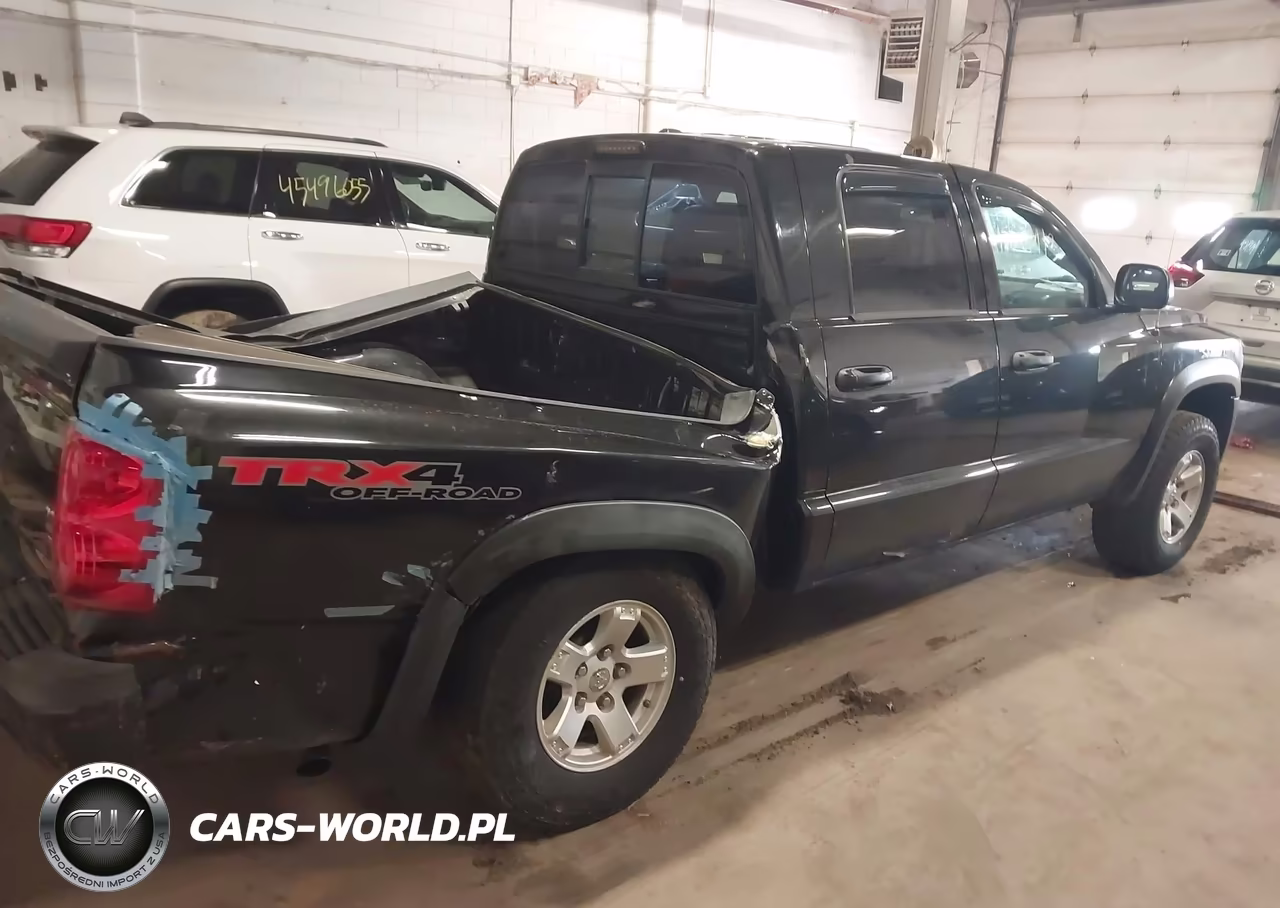 2008 Dodge Dakota Trx VIN:1D7HW78N58S567191 - 4