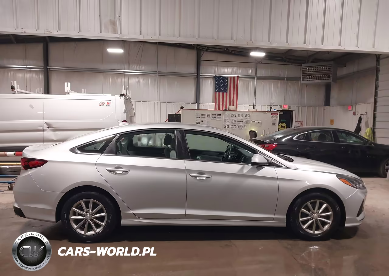 2019 Hyundai Sonata Eco VIN:5NPE24AAXKH803256 - 14