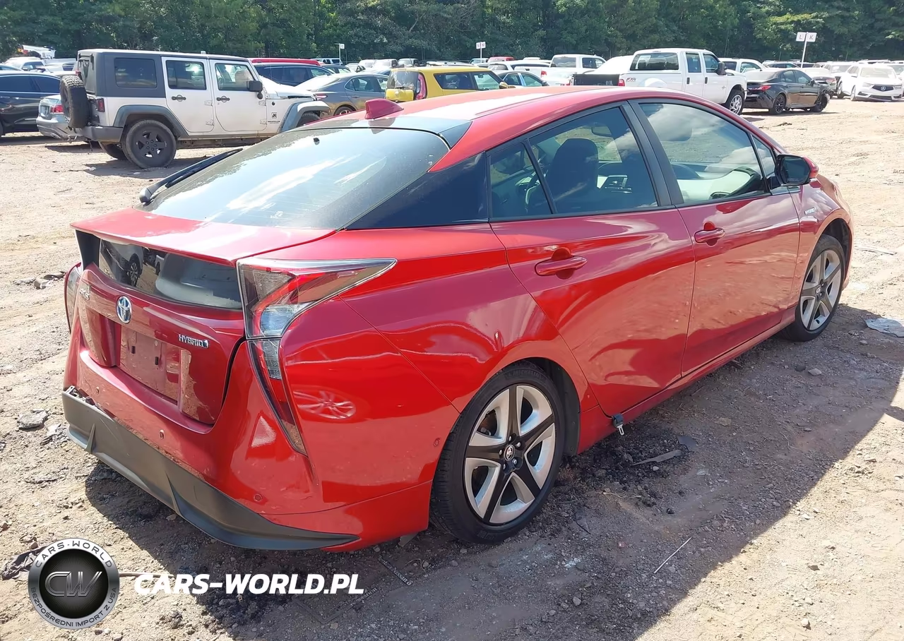 2016 Toyota Prius Four Touring VIN:JTDKARFU2G3519208 - 4