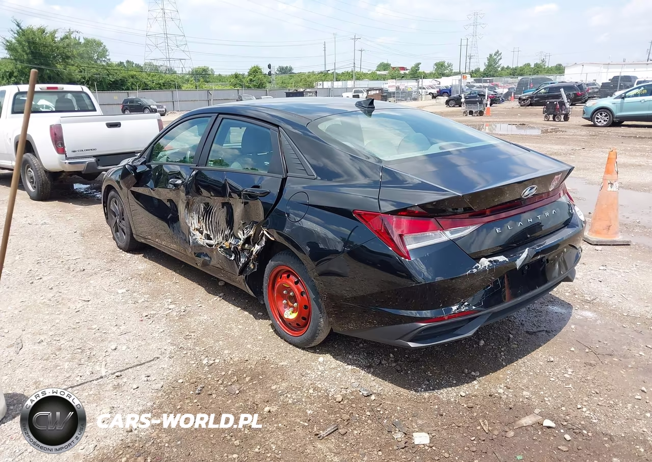 2021 Hyundai Elantra Sel VIN:KMHLM4AG9MU127361 - 3