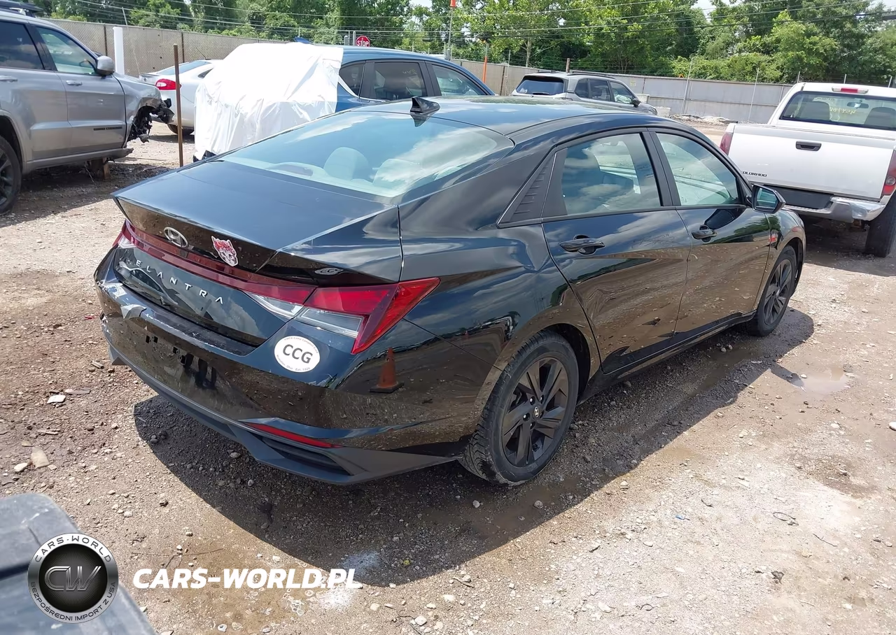 2021 Hyundai Elantra Sel VIN:KMHLM4AG9MU127361 - 4