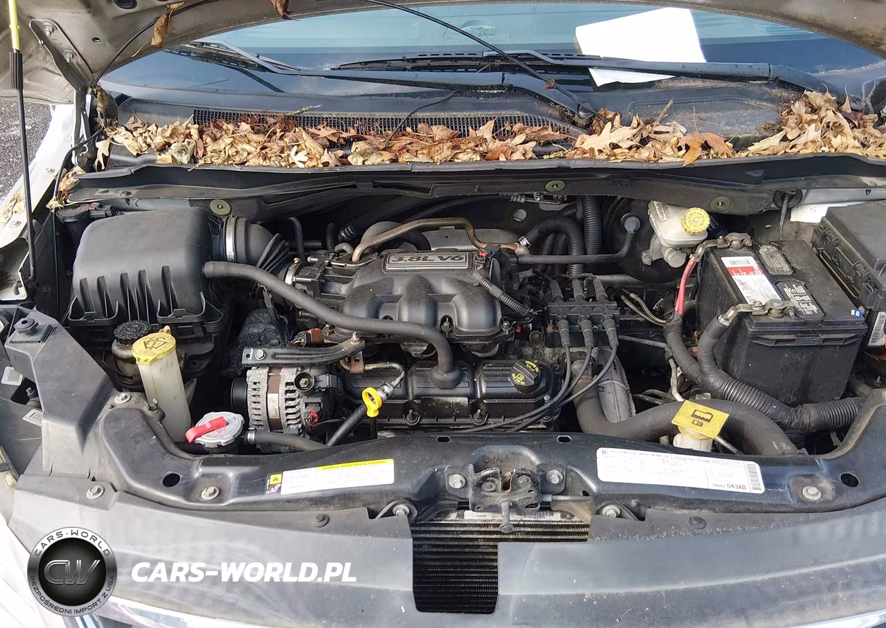 2010 Volkswagen Routan Se VIN:2V4RW3D15AR262930 - 10