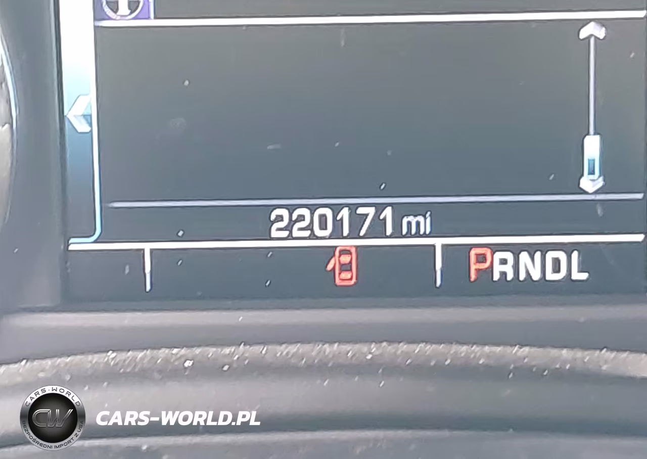 2017 Chevrolet Suburban Ls VIN:1GNSCGKC5HR255869 - 16