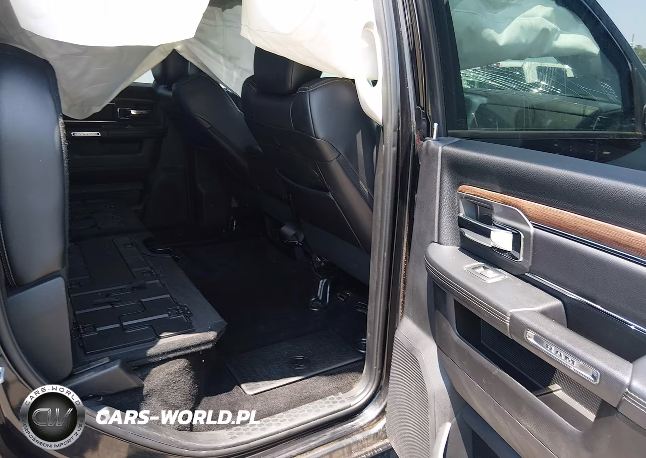2017 Ram 2500 Laramie 4X4 6'4 Box VIN:3C6UR5FL7HG782267 - 8