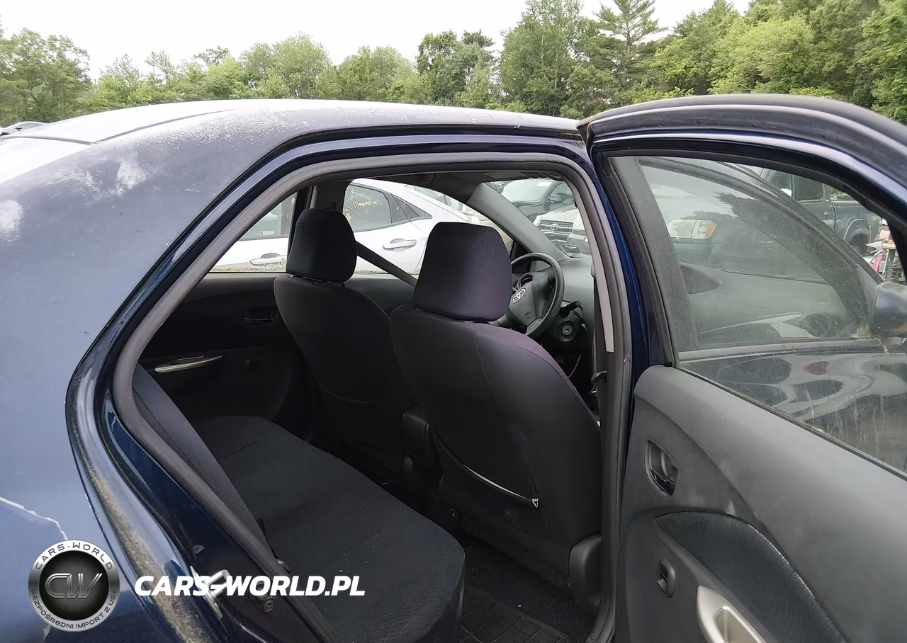 2007 Toyota Yaris VIN:JTDBT923371079695 - 8