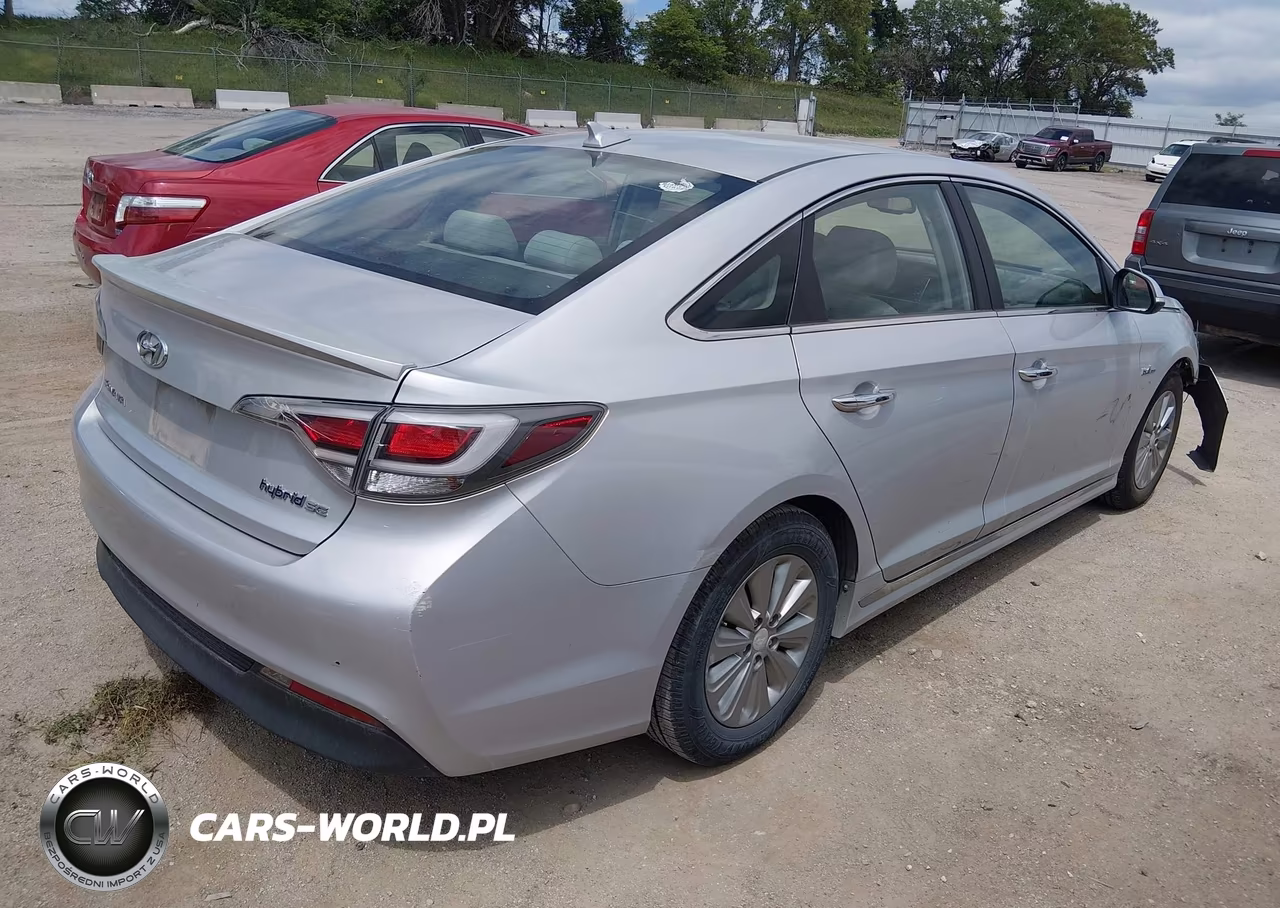 2016 Hyundai Sonata Hybrid Se VIN:KMHE24L18GA022095 - 4