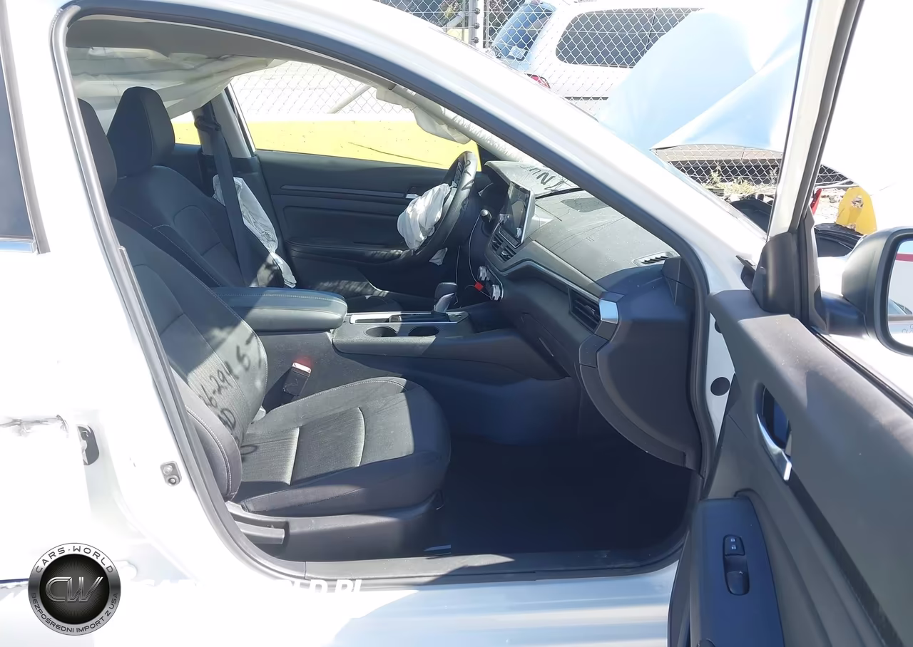 2025 Nissan Altima Sv Fwd VIN:1N4BL4DV5SN377349 - 5